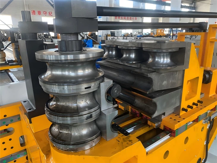 Bending Pipe With Hydraulic Press